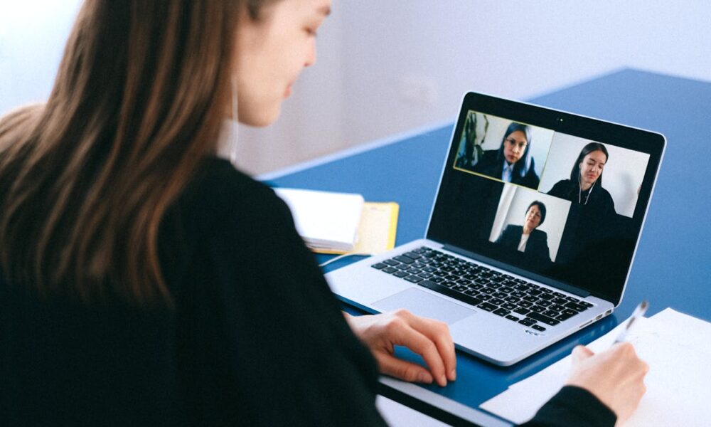the-developing-world-of-digital-magazines:-exploring-new-voices-in-online-publishing