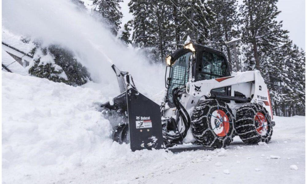 clear-skies,-clear-ground-–-effective-snow-removal-for-homeowners